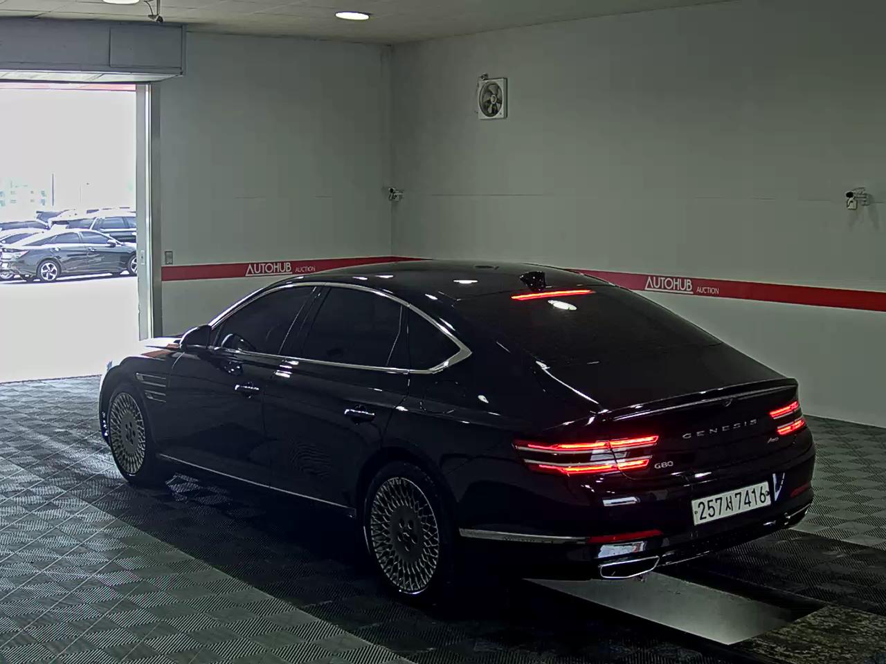 2021 - genesis g80