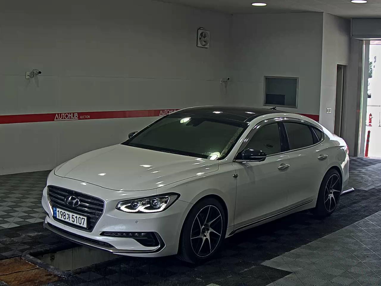 2018 - hyundai grandeur