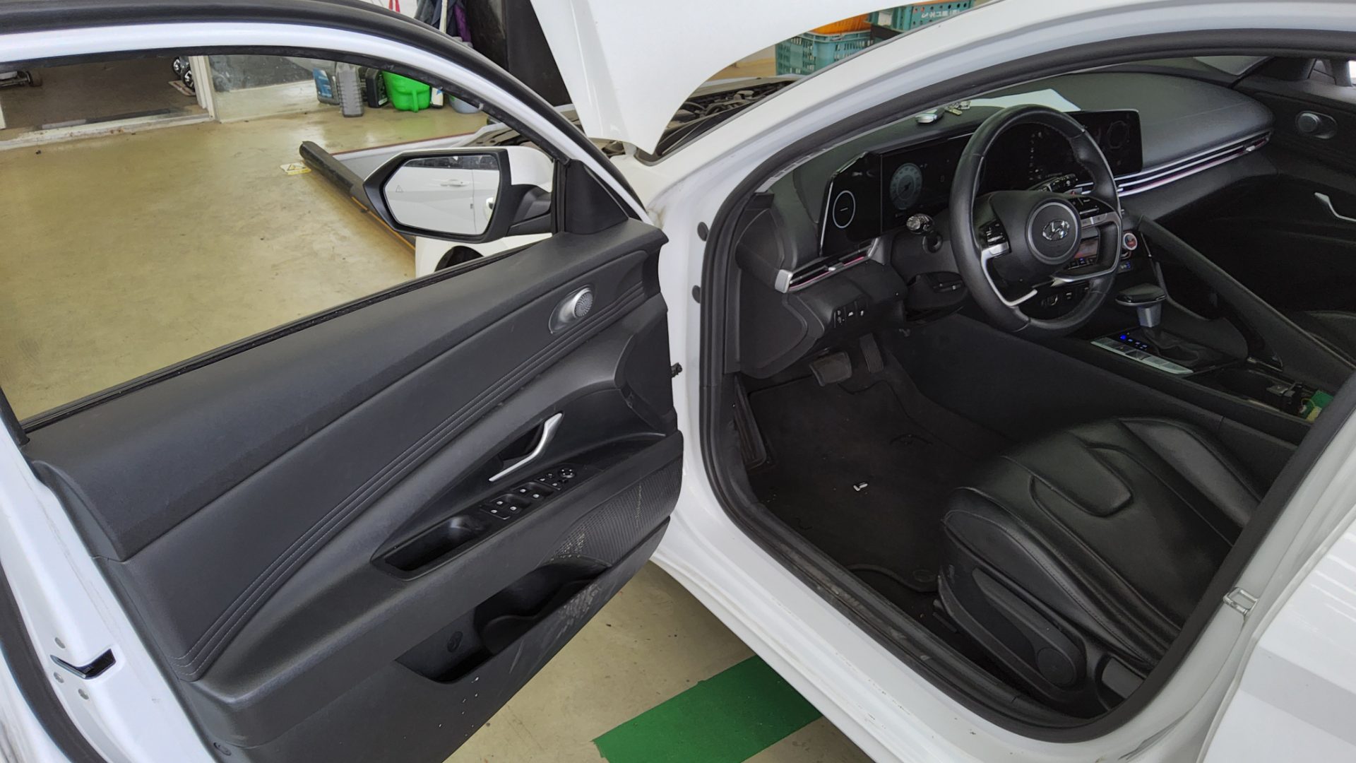 2023 - hyundai avante