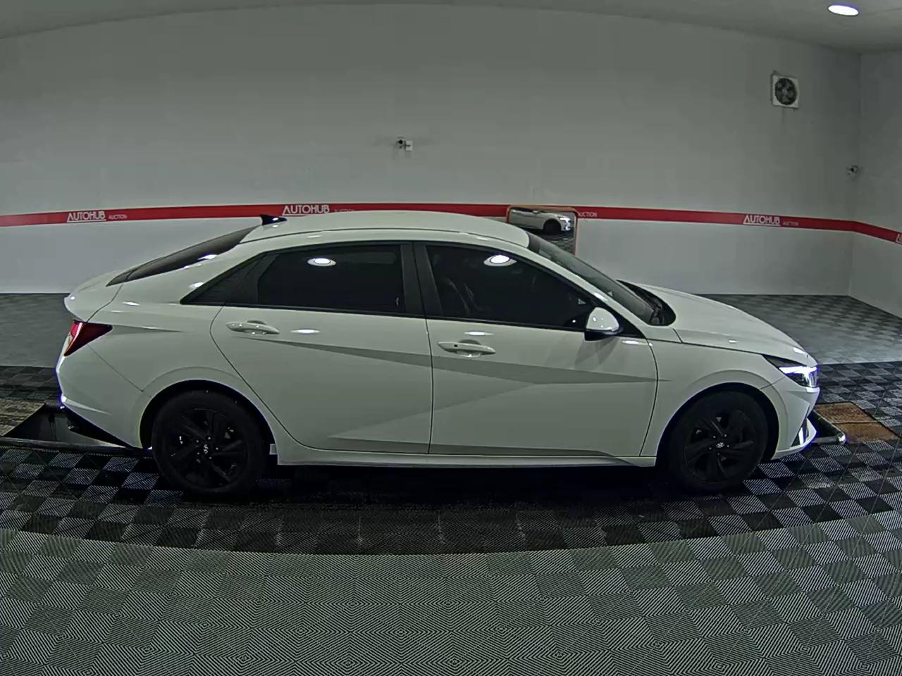 2023 - hyundai avante