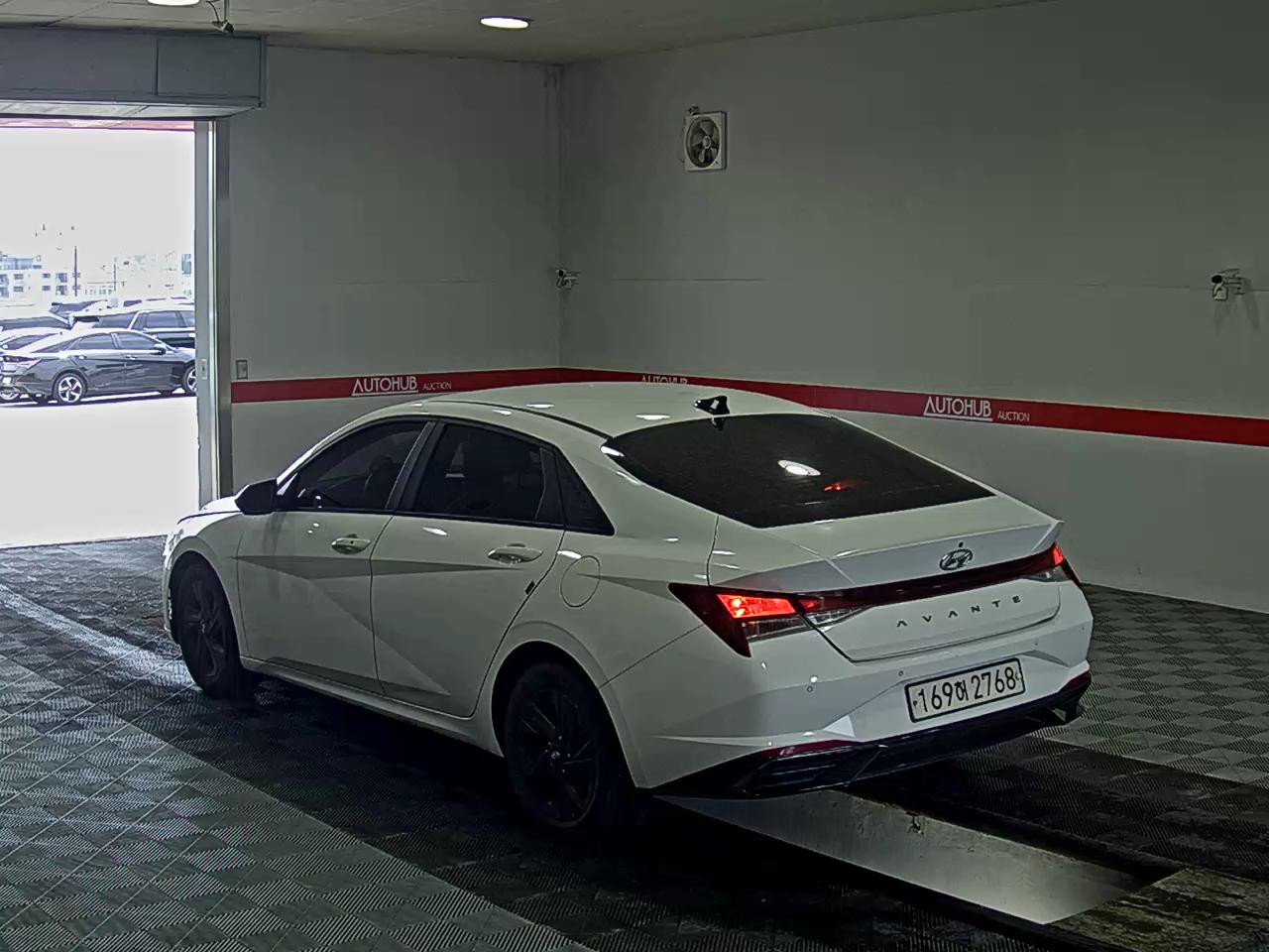 2023 - hyundai avante