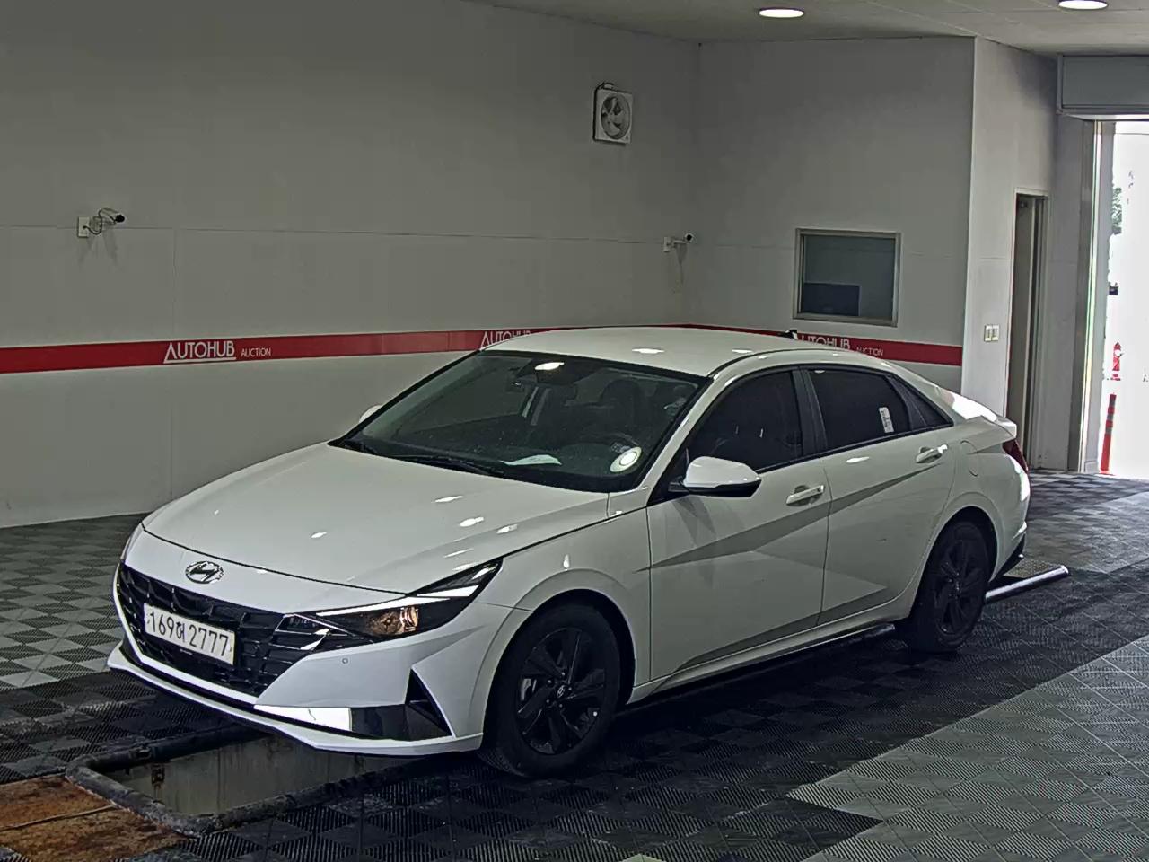 2023 - hyundai avante