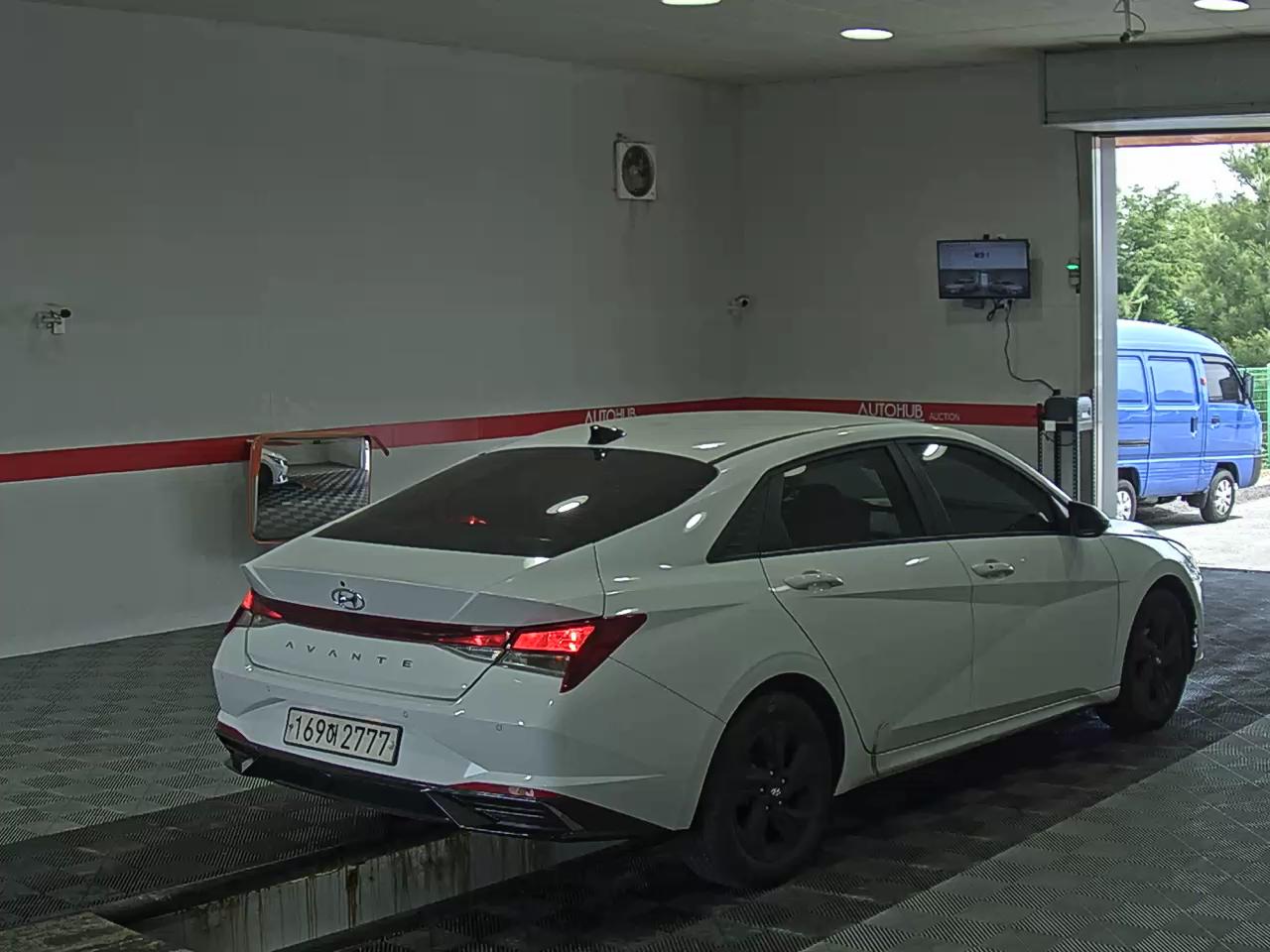 2023 - hyundai avante