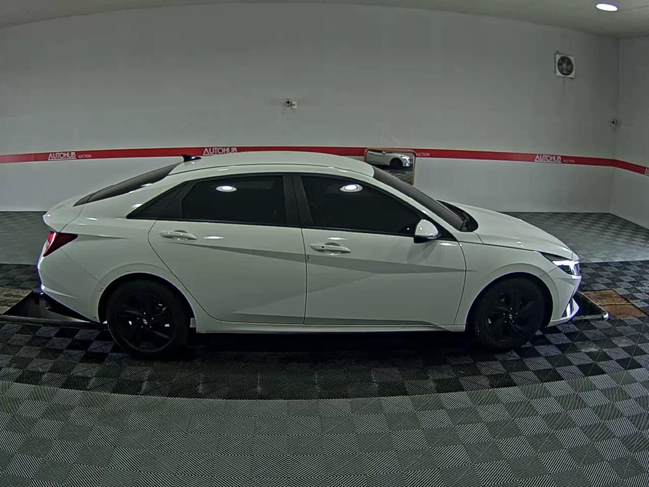 2023 - hyundai avante