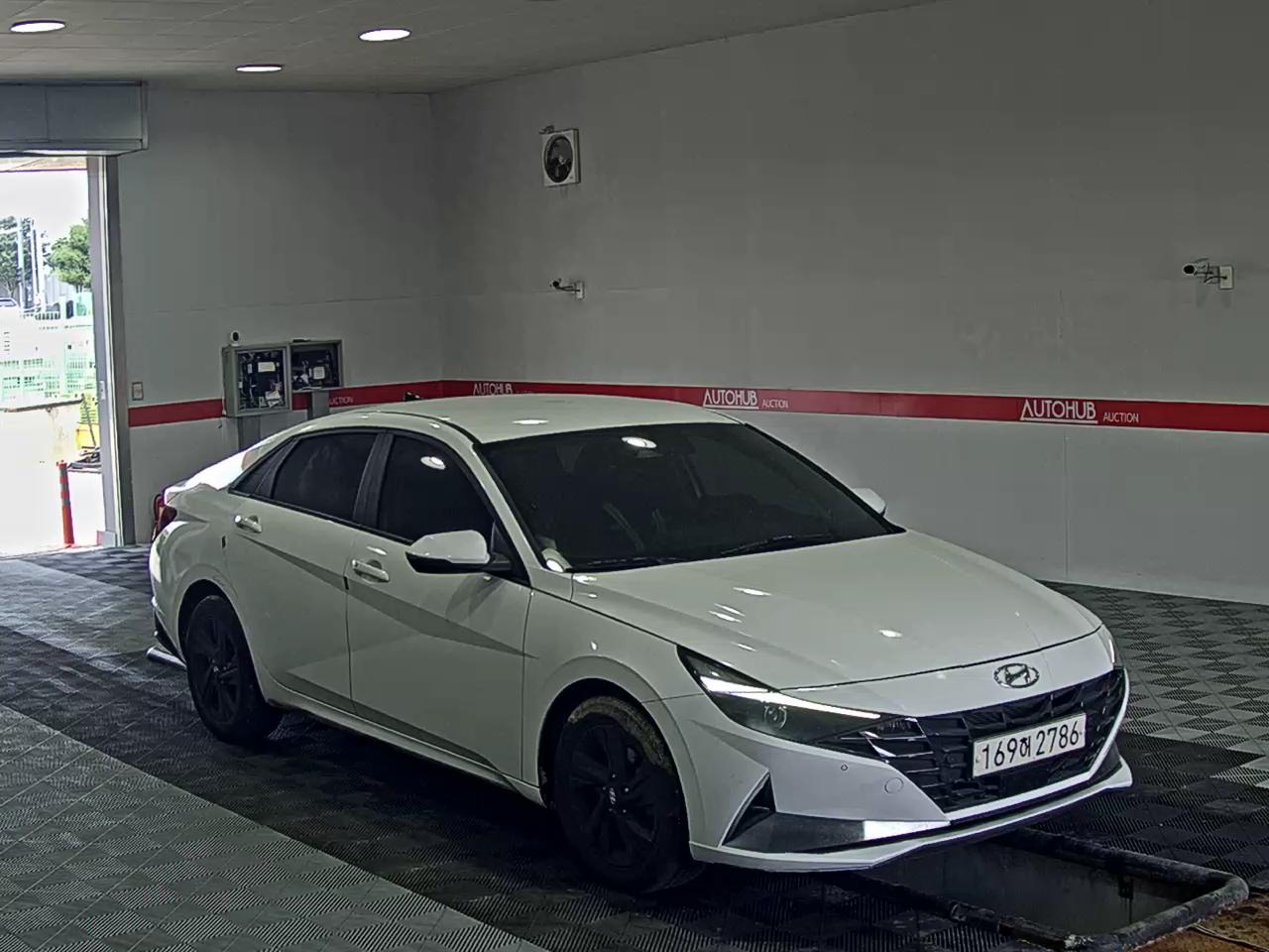 2023 - hyundai avante