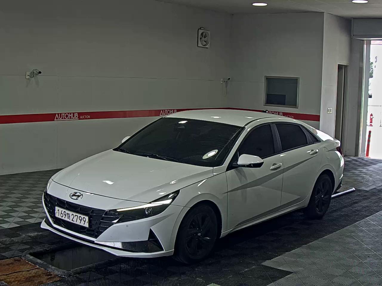 HYUNDAI AVANTE (CN7)