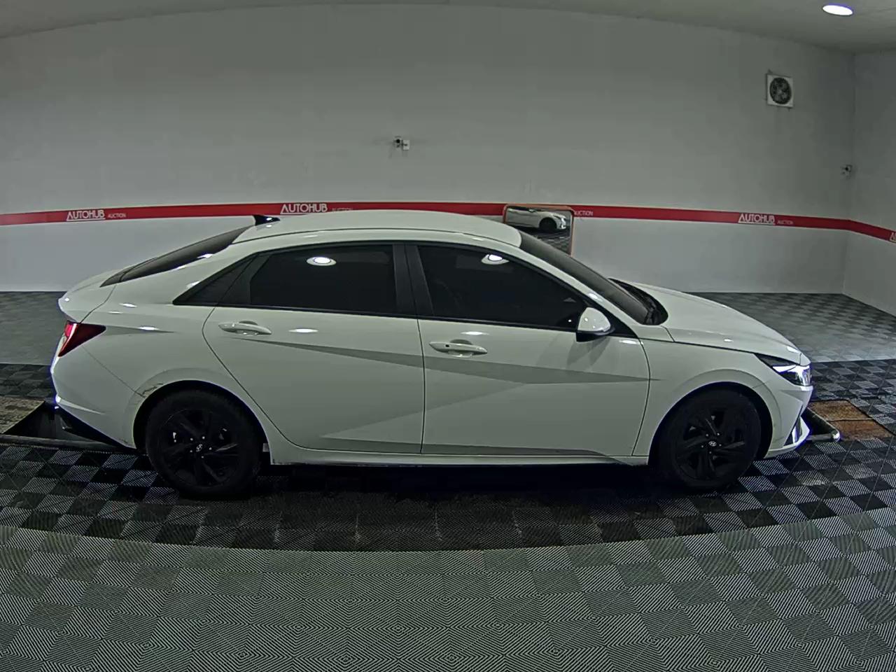 2023 - hyundai avante