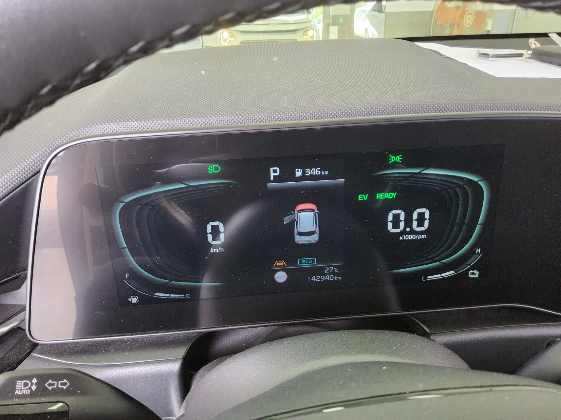 2022 - kia niro