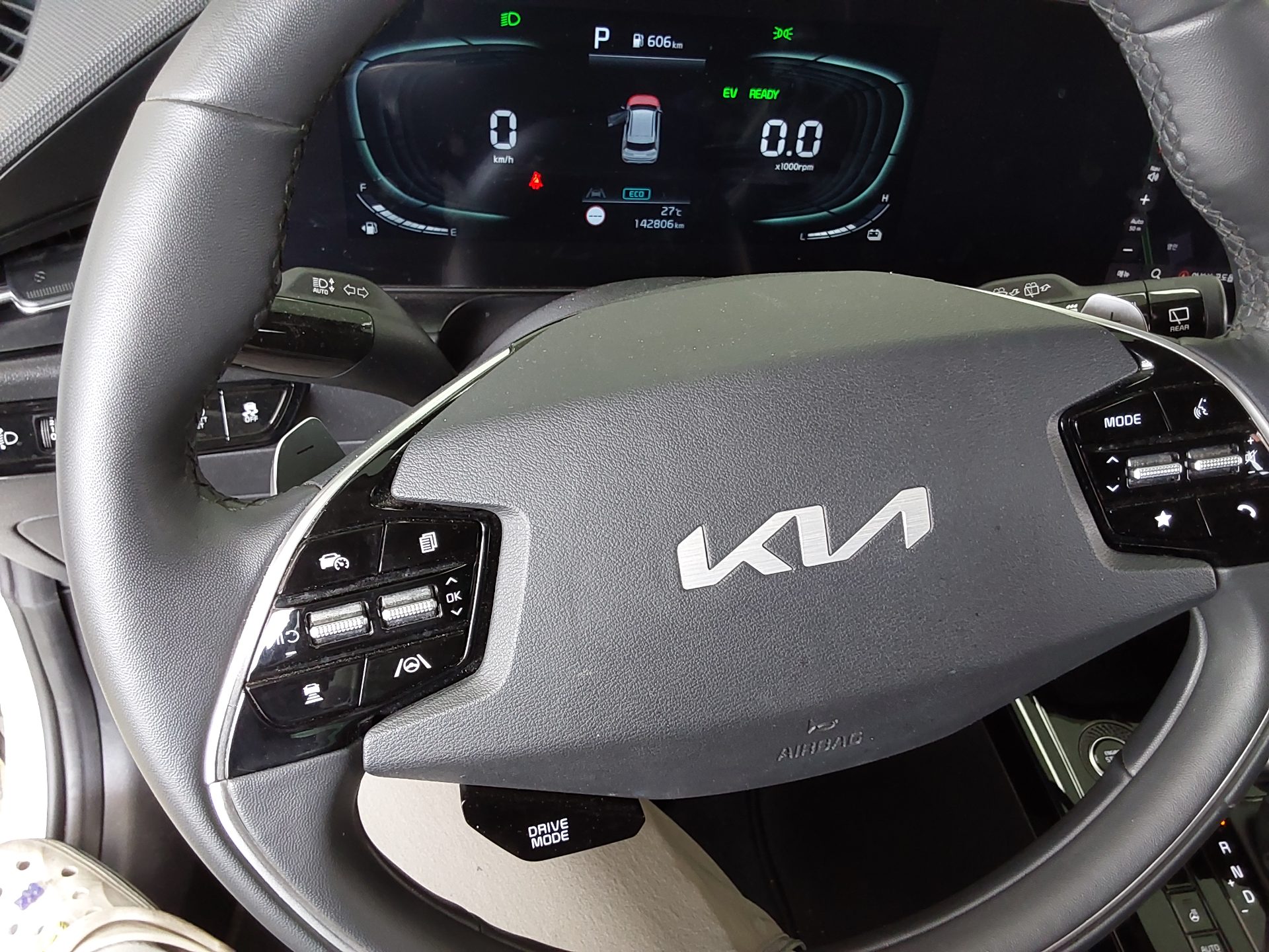 2022 - kia niro