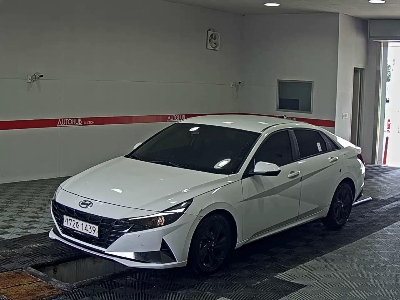 HYUNDAI AVANTE (CN7)
