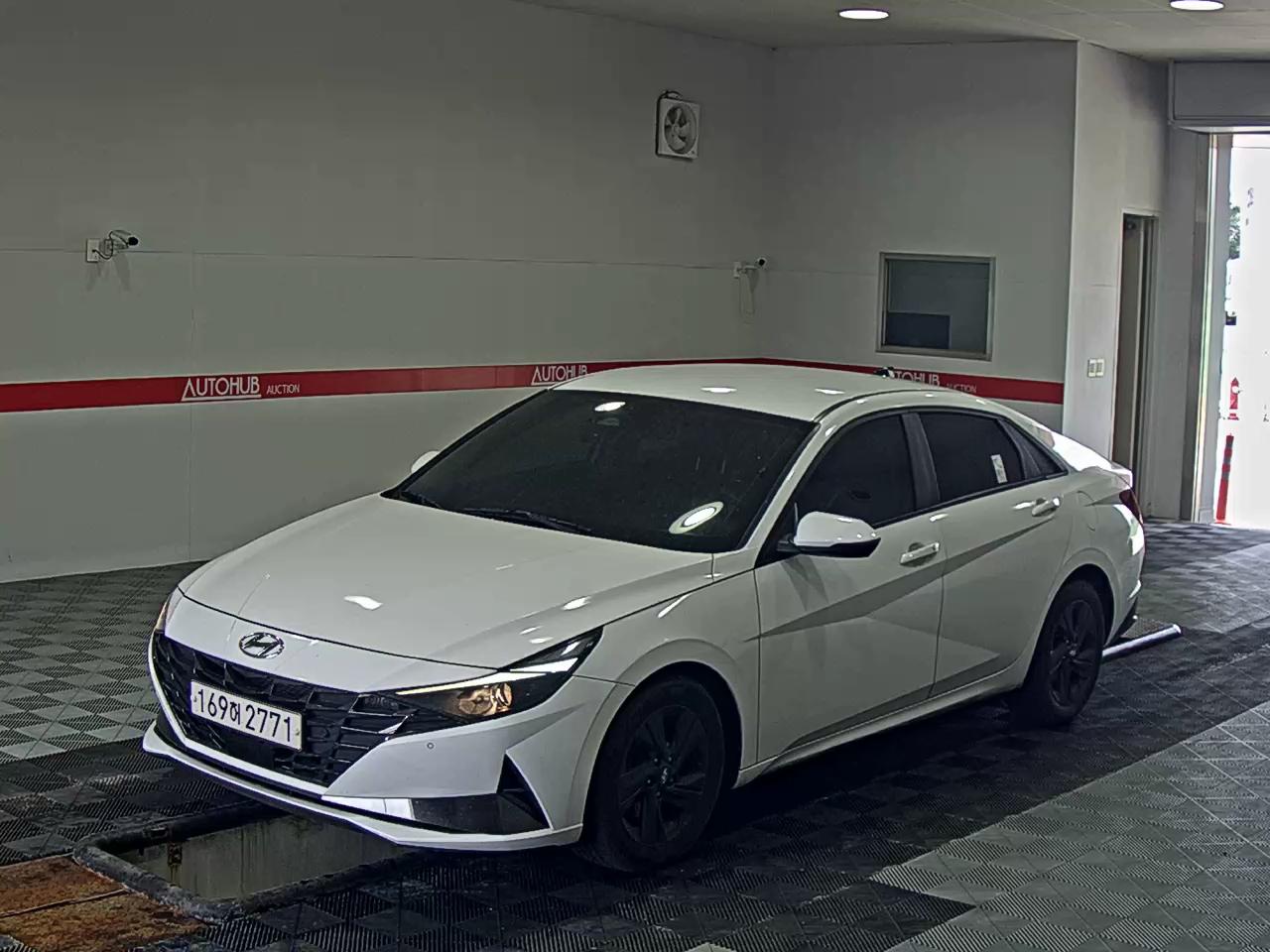 2023 - hyundai avante