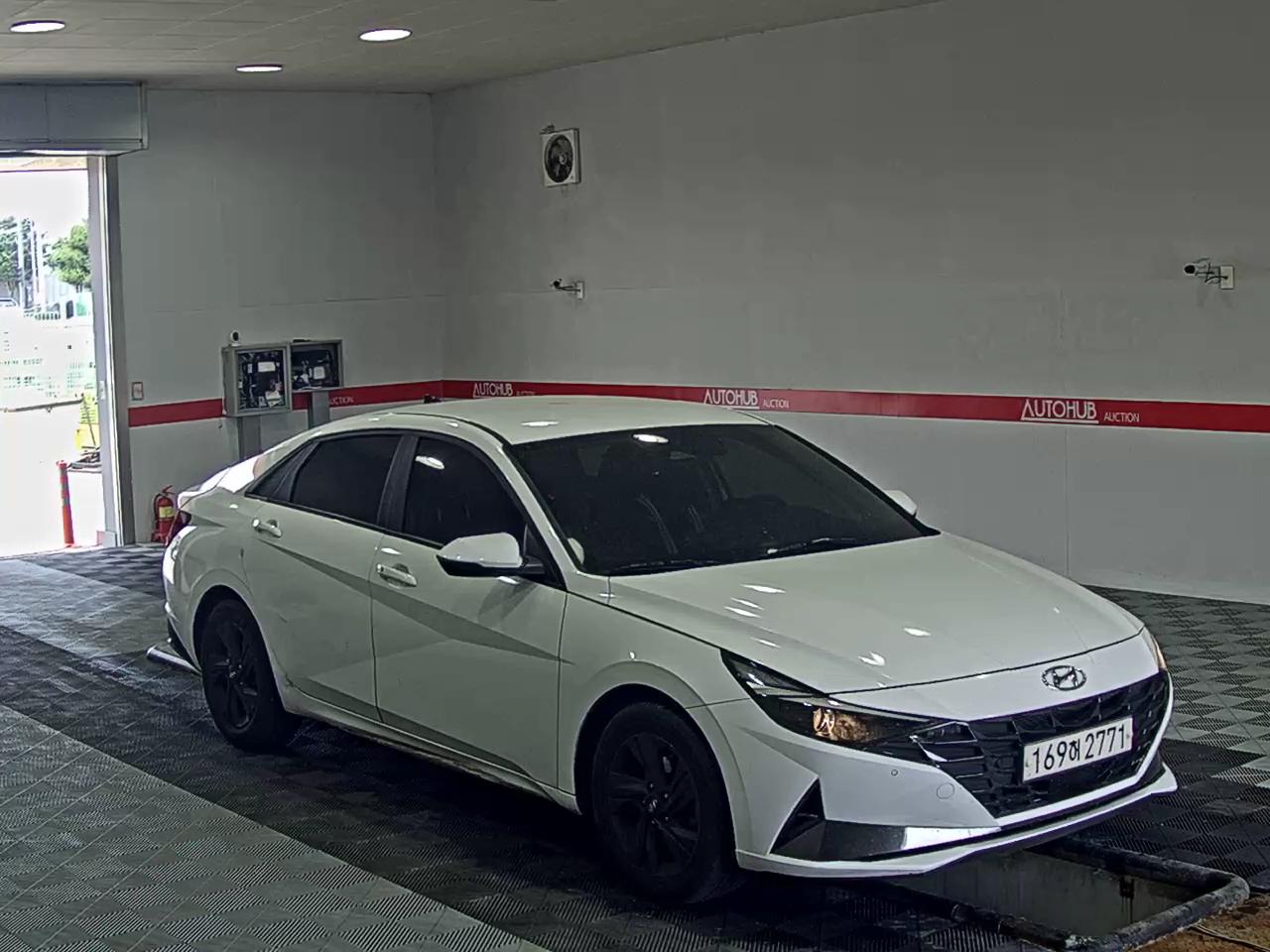 2023 - hyundai avante