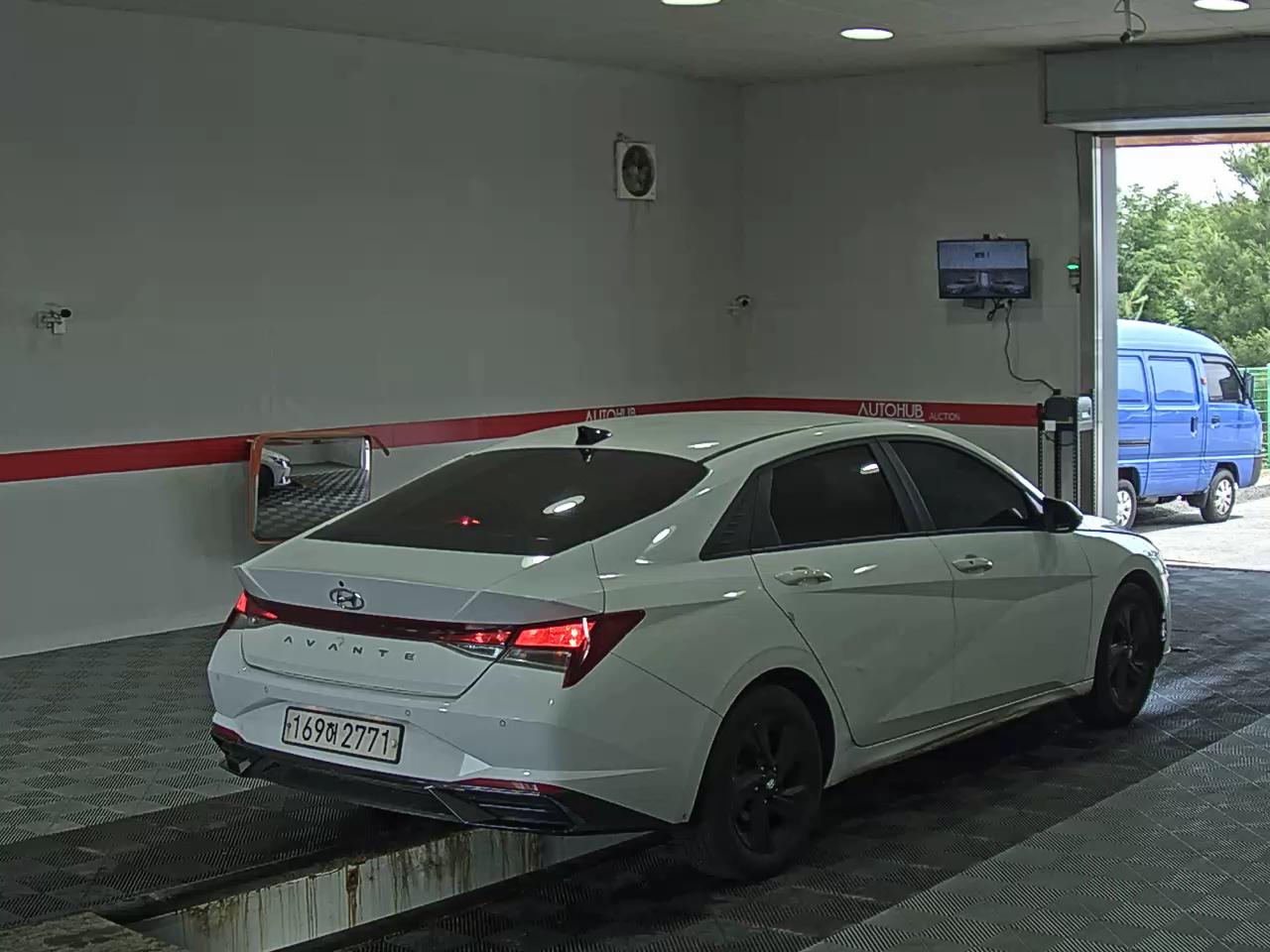 2023 - hyundai avante