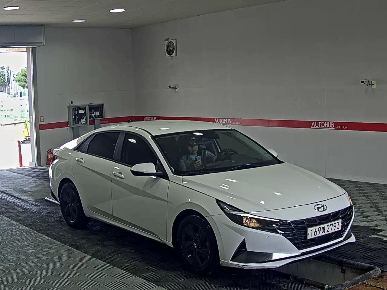 2023 - hyundai avante