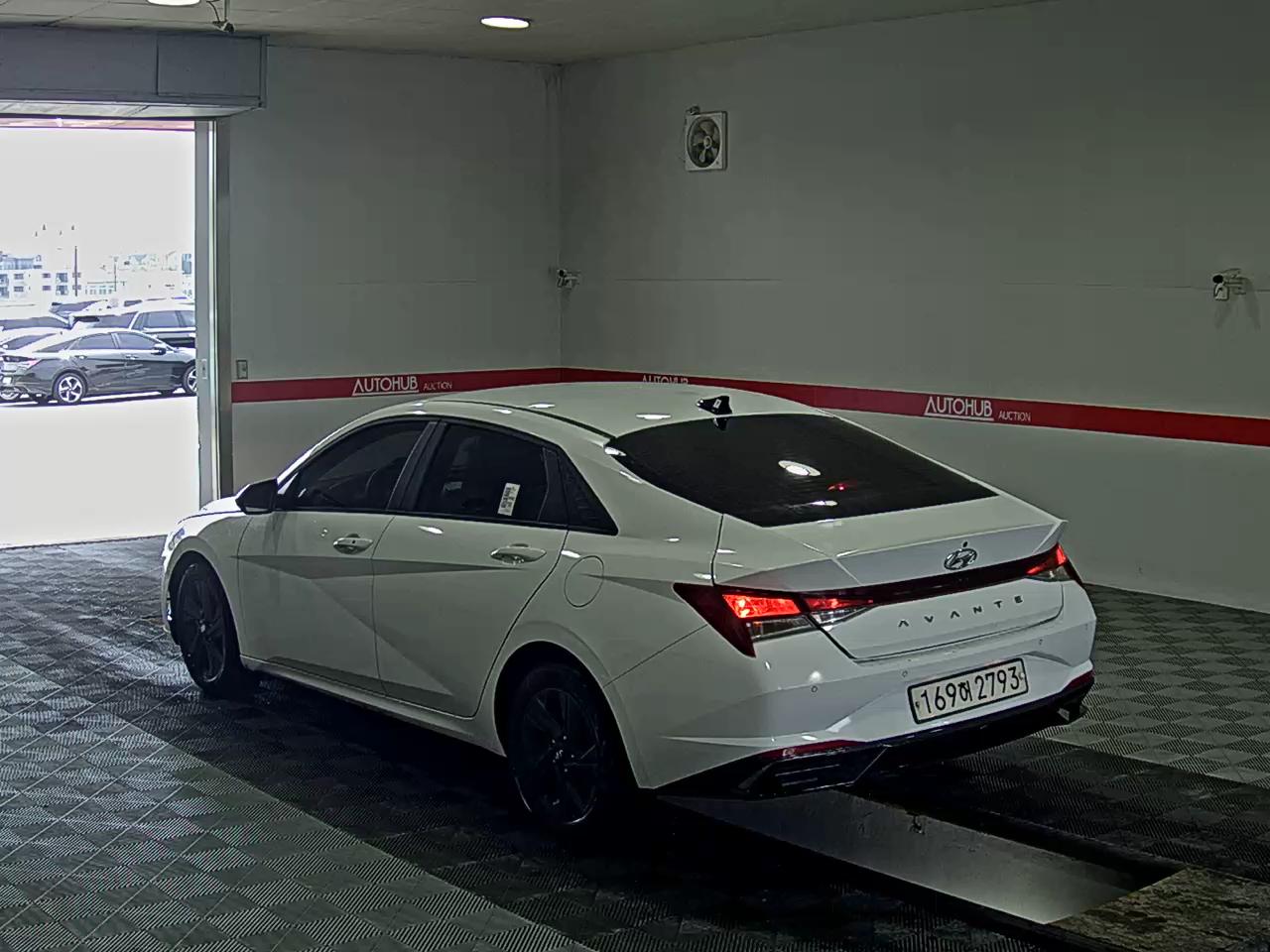 2023 - hyundai avante