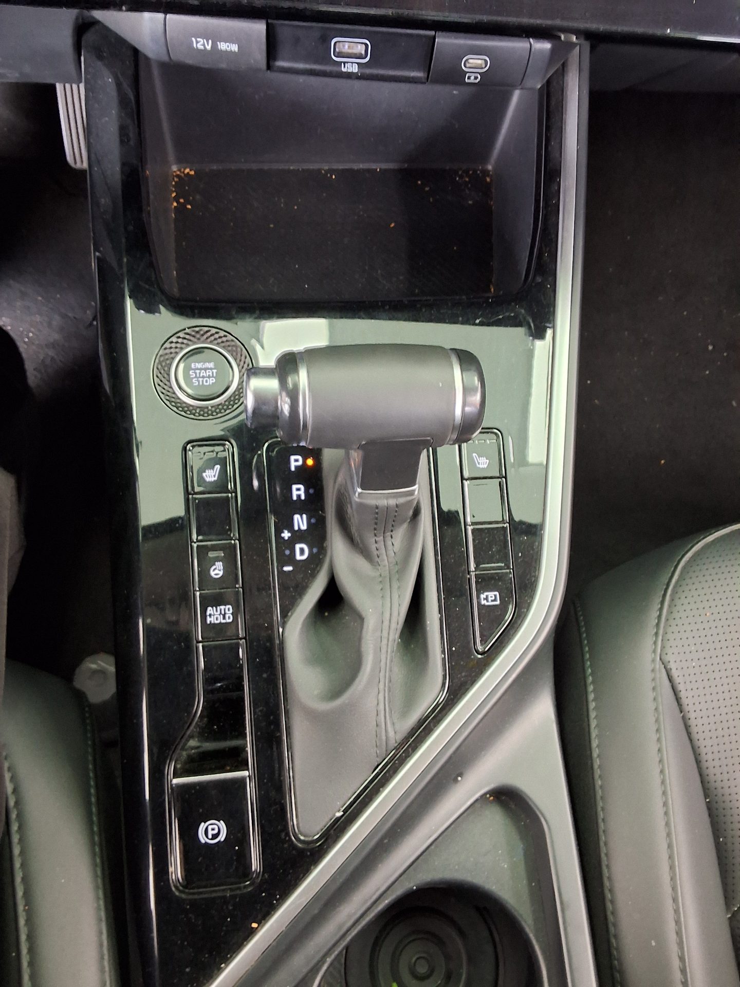 2022 - kia niro