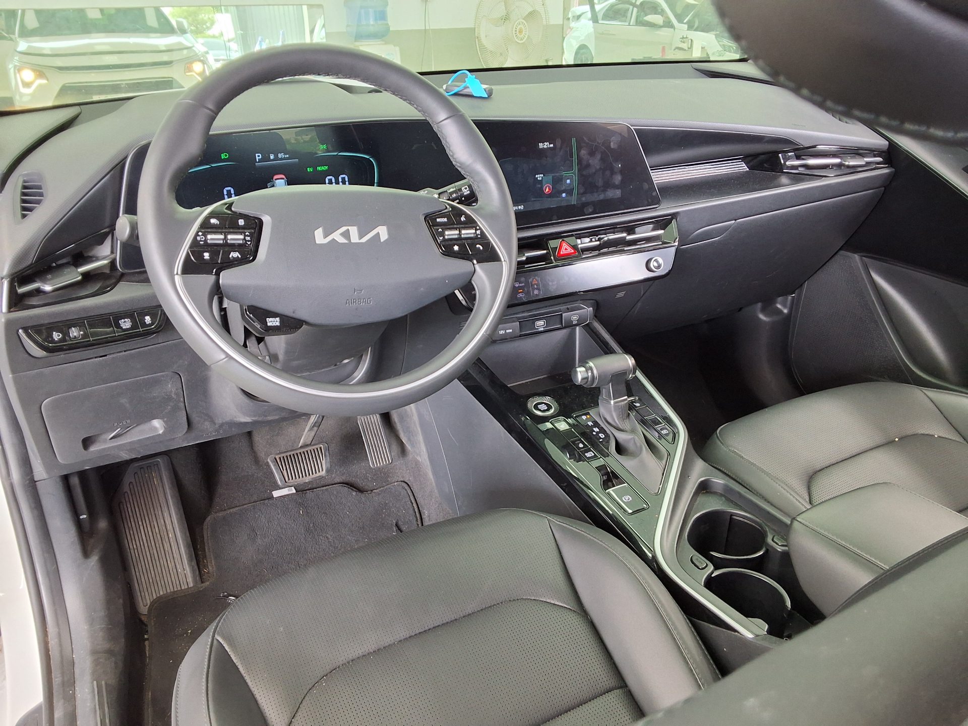 2022 - kia niro