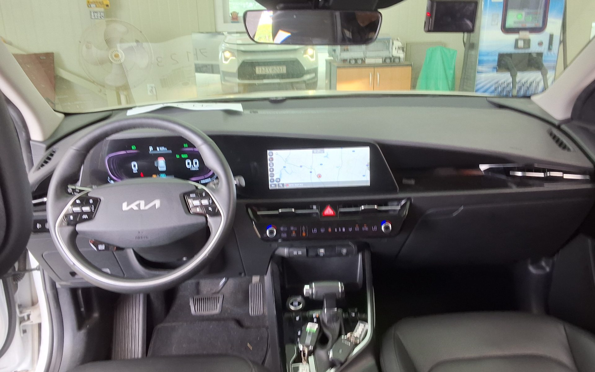 2022 - kia niro