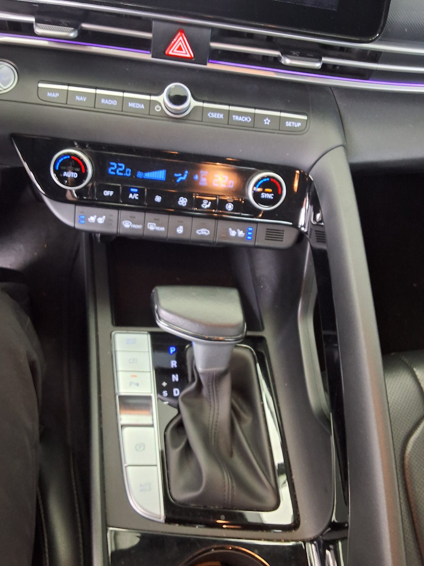2023 - hyundai avante
