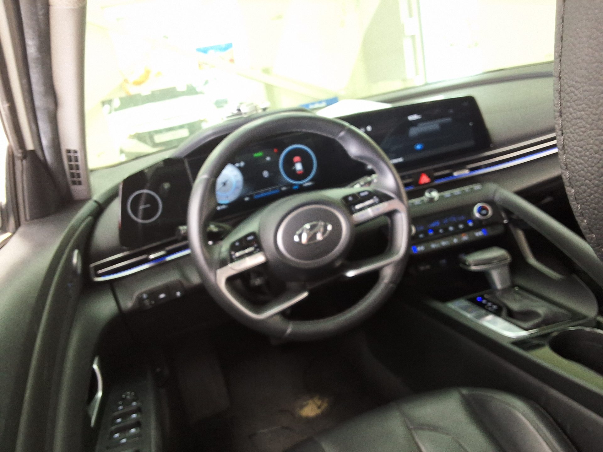 2023 - hyundai avante