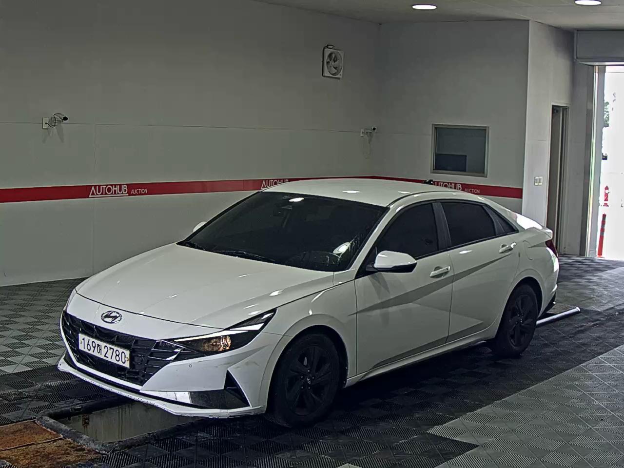 2023 - hyundai avante