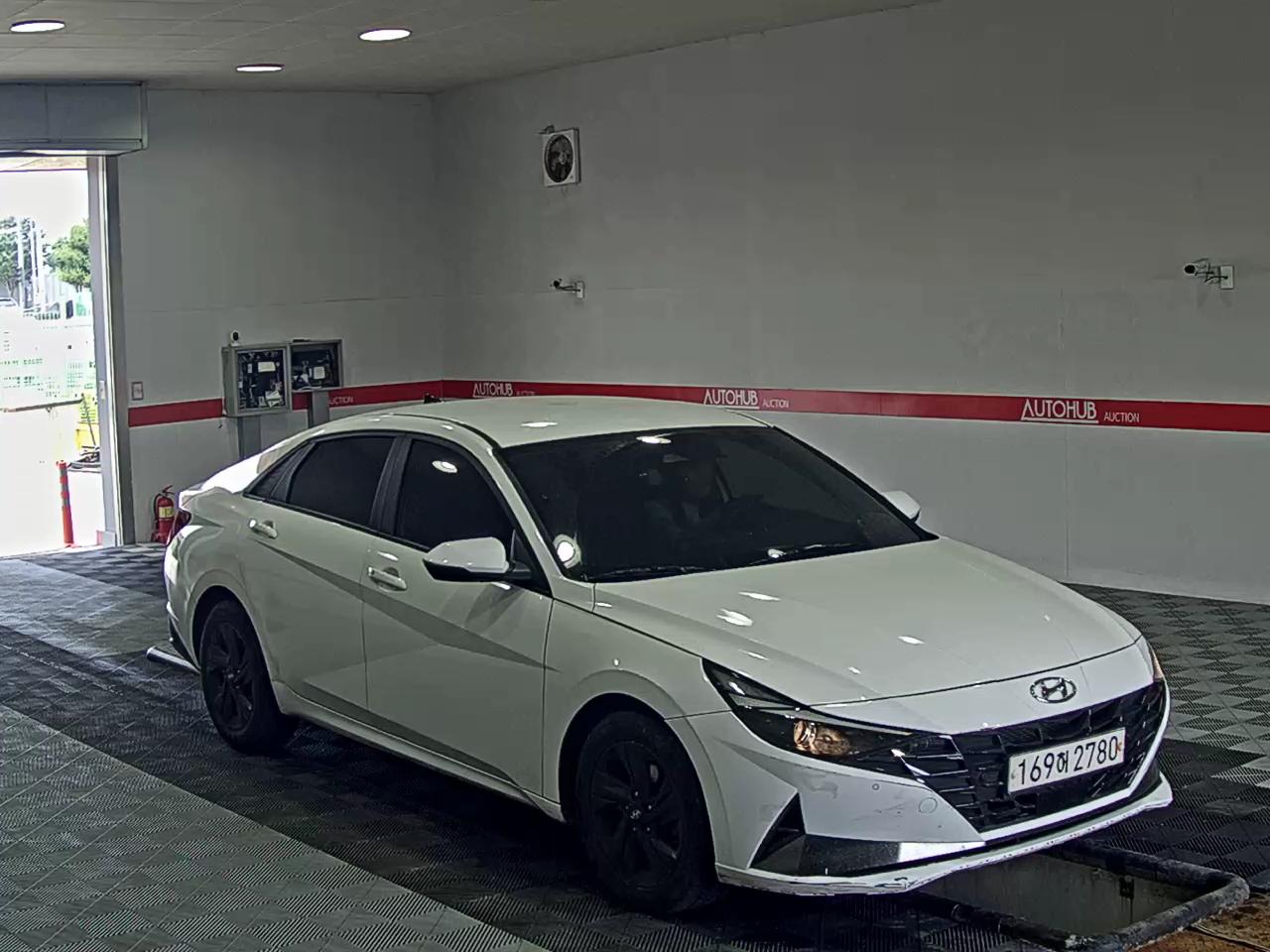 2023 - hyundai avante