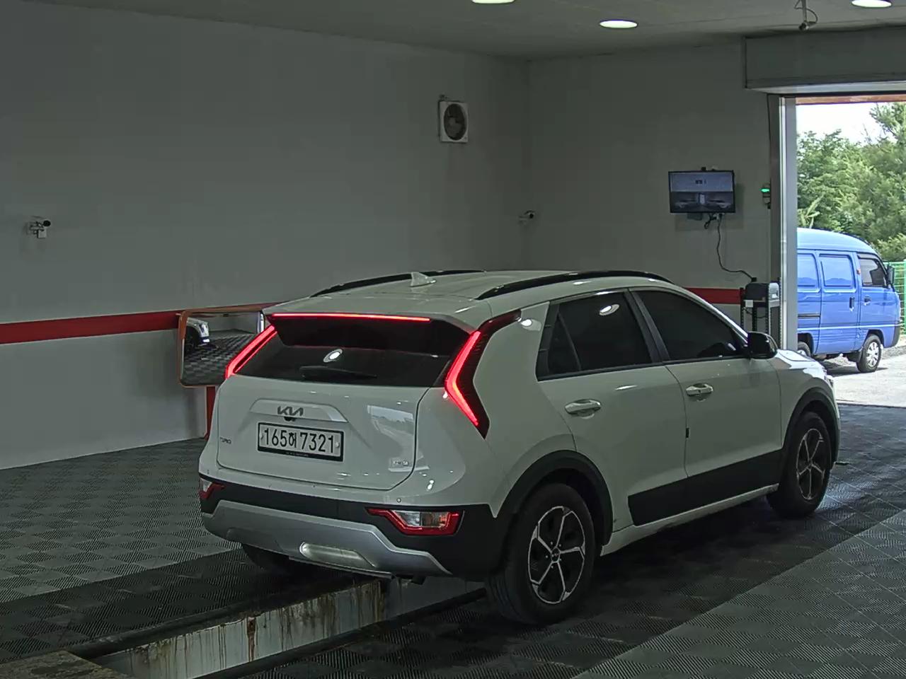 2022 - kia niro