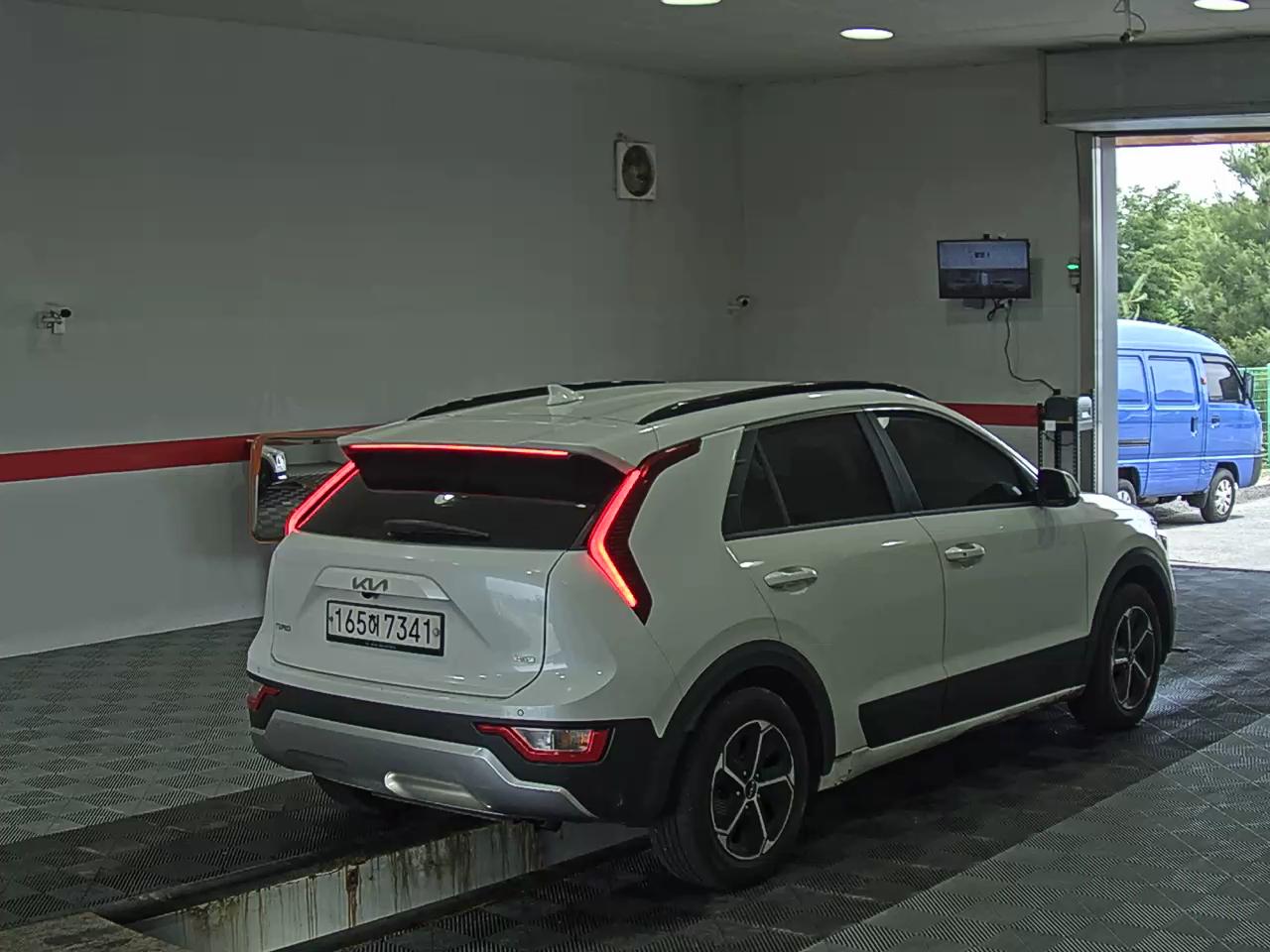 2022 - kia niro