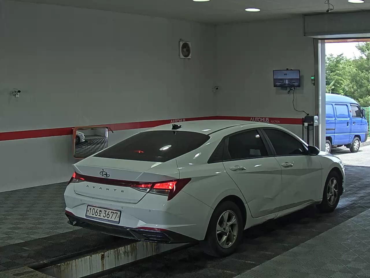 2022 - hyundai avante