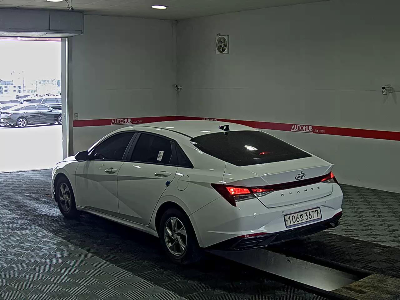 2022 - hyundai avante