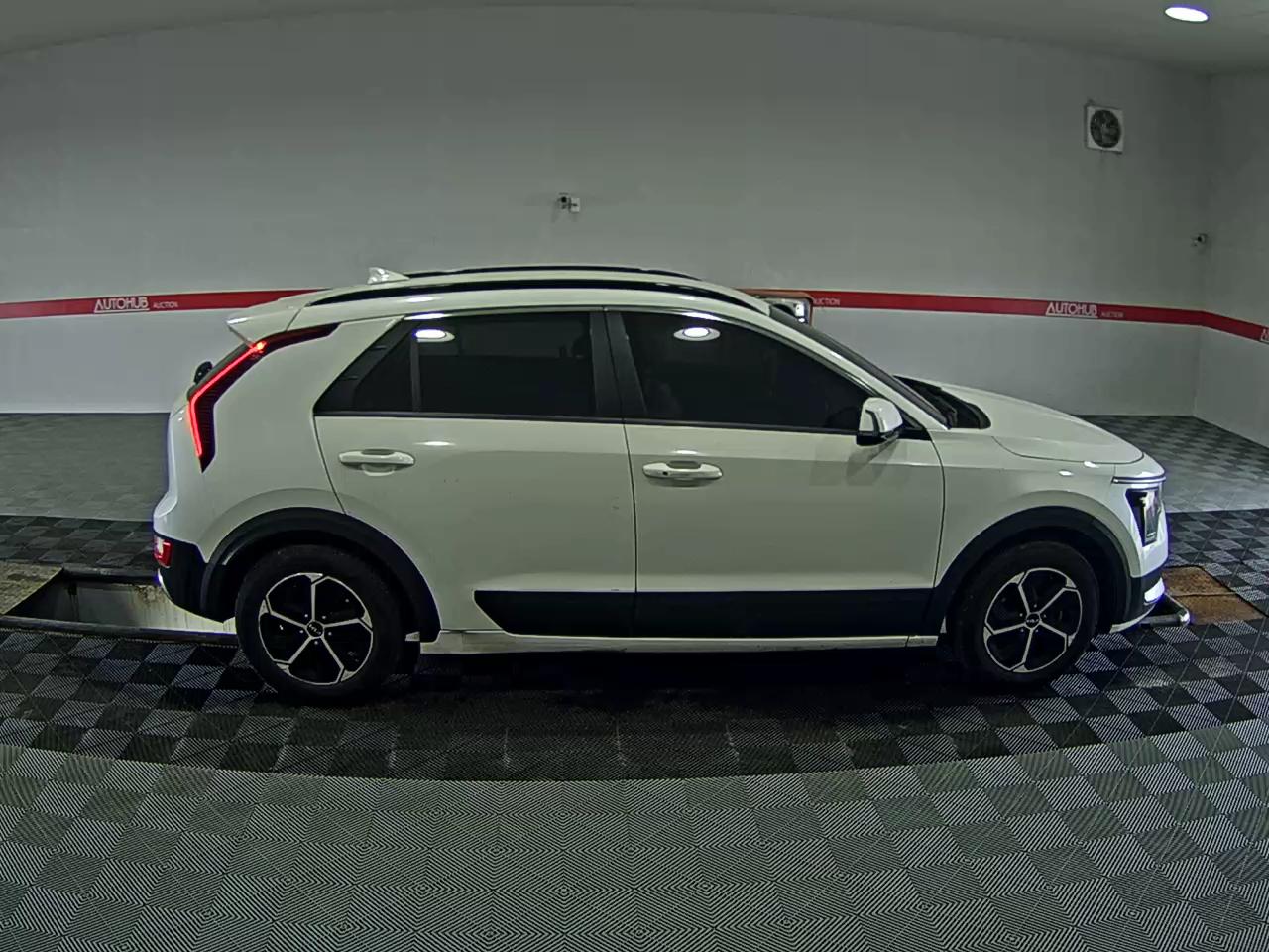 2022 - kia niro