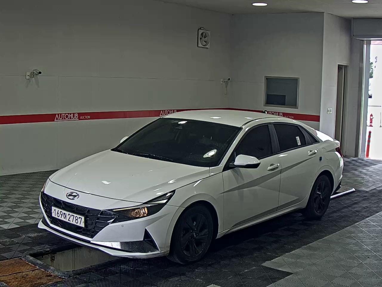 2023 - hyundai avante