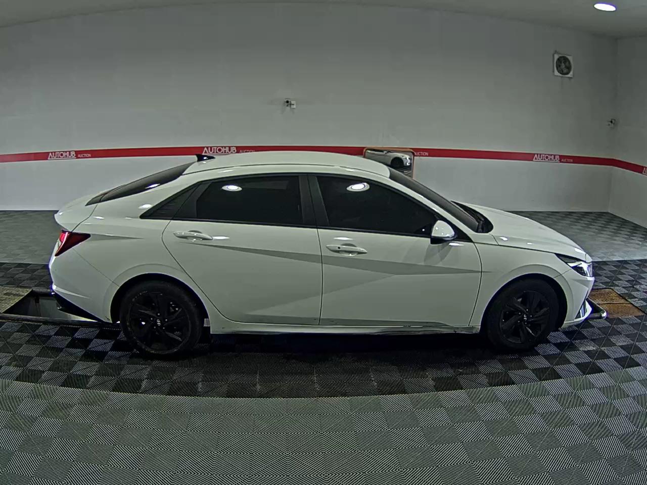 2023 - hyundai avante