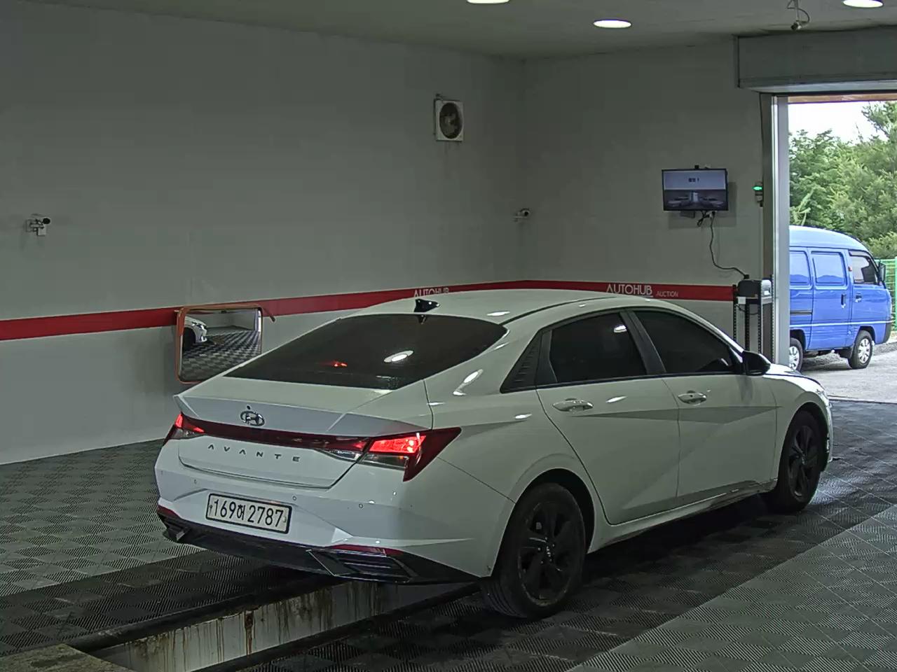 2023 - hyundai avante