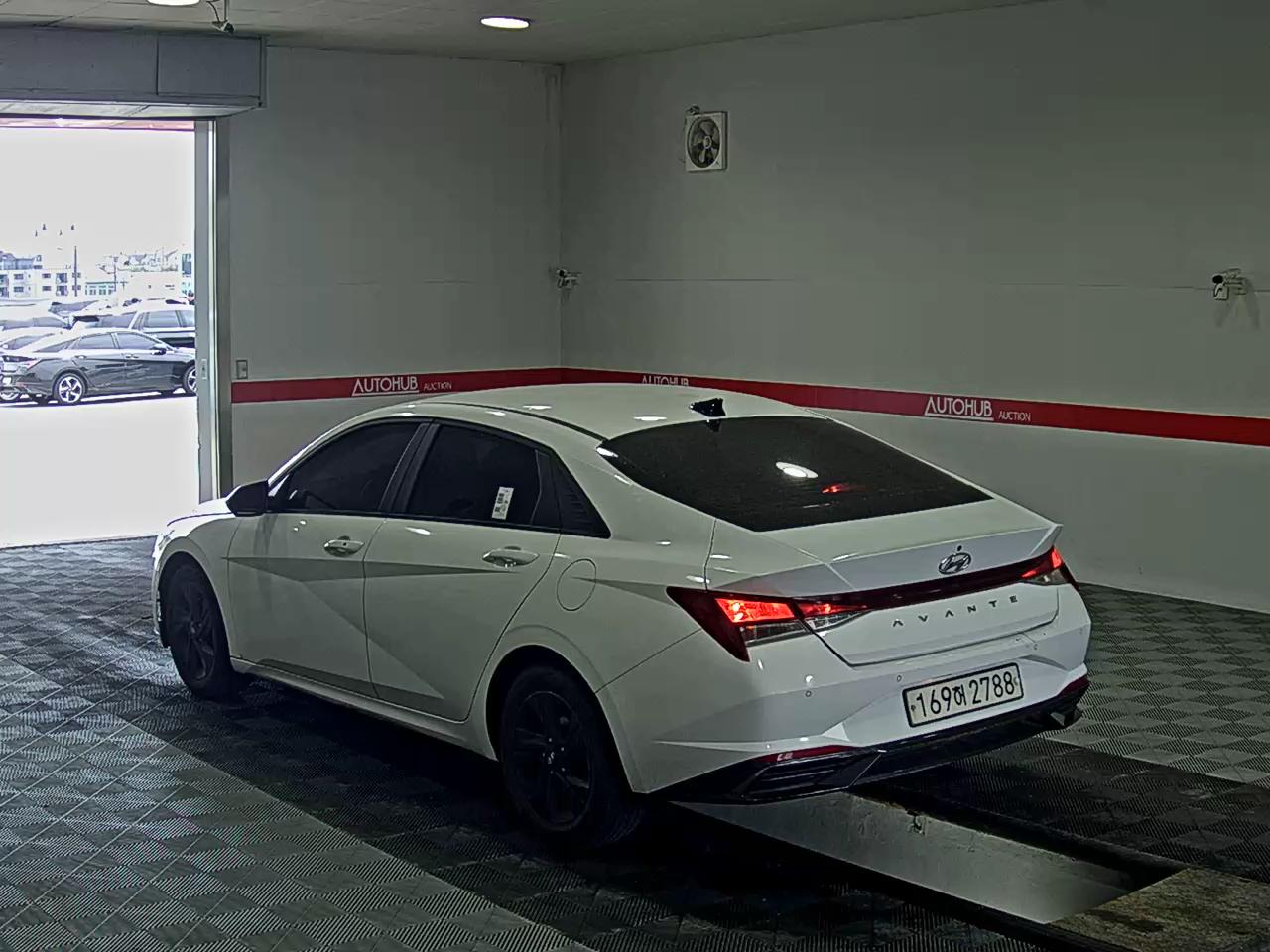 2023 - hyundai avante