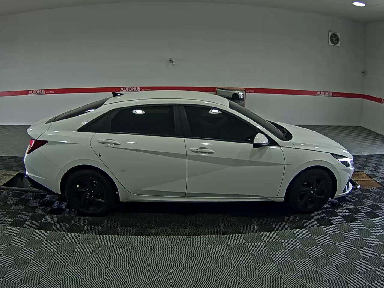 2023 - hyundai avante