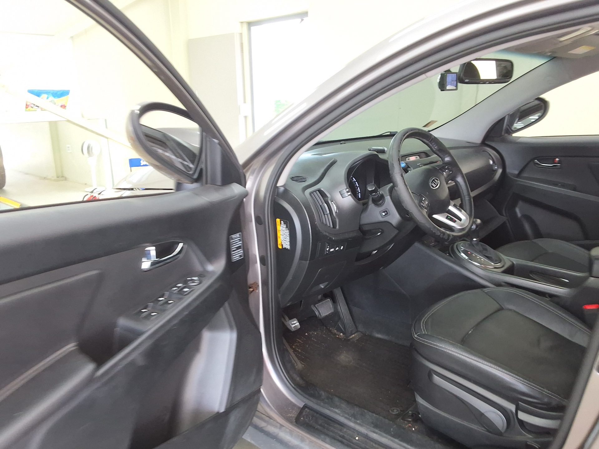 2012 - kia sportage