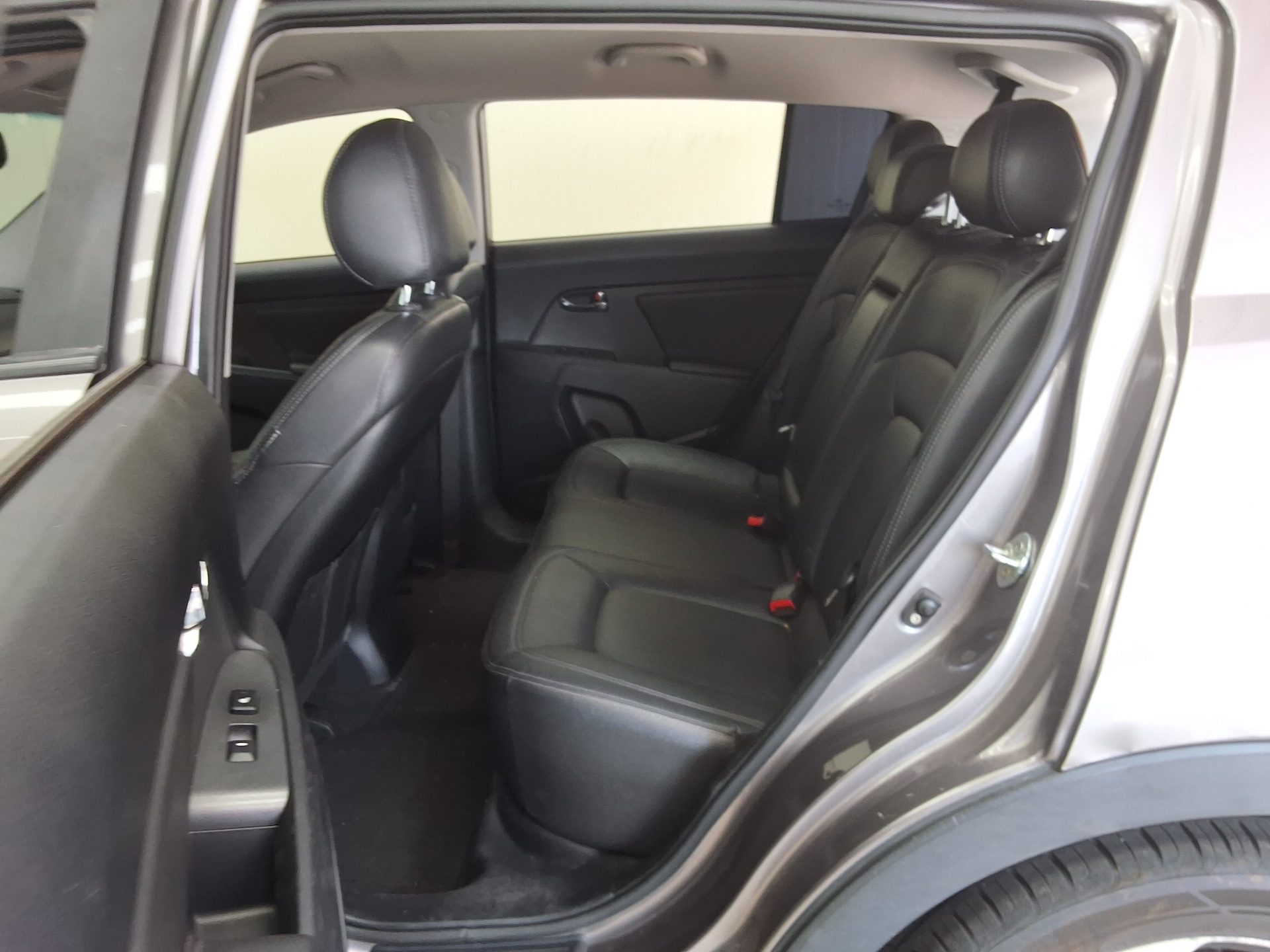 2012 - kia sportage