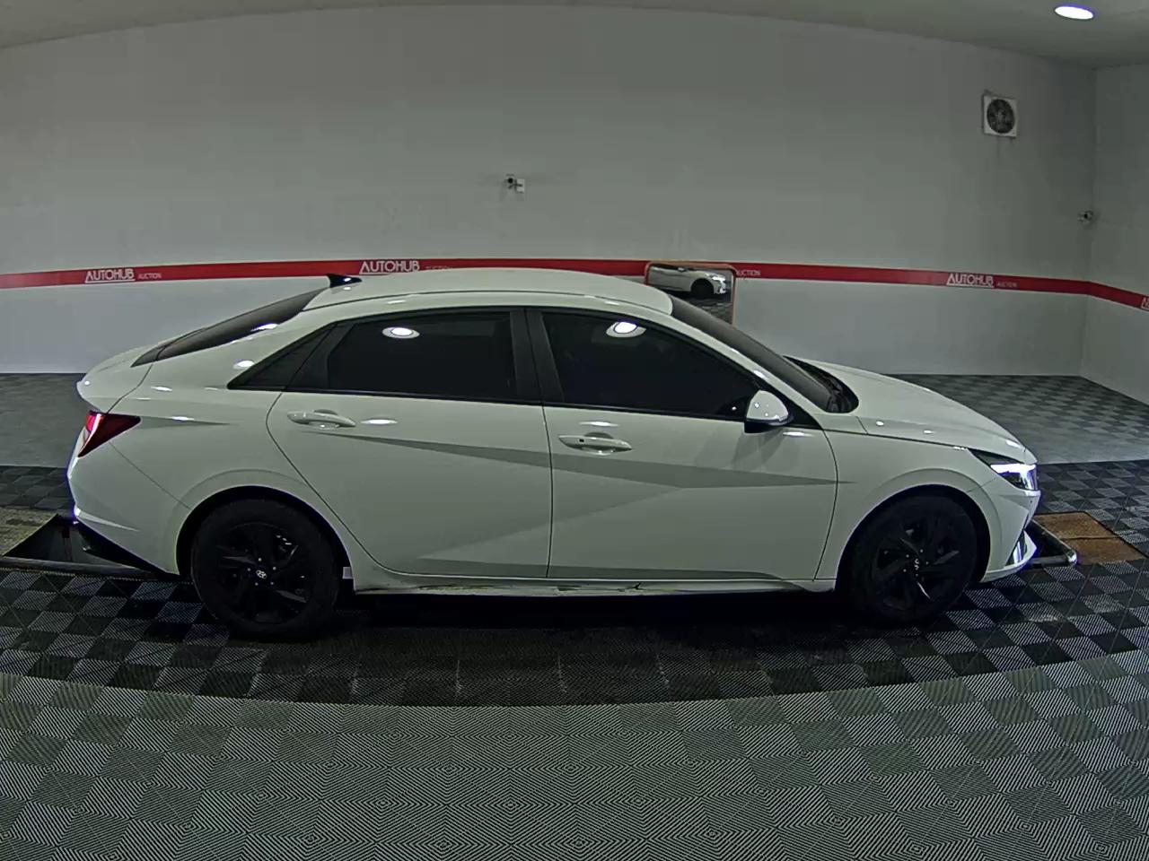 2023 - hyundai avante