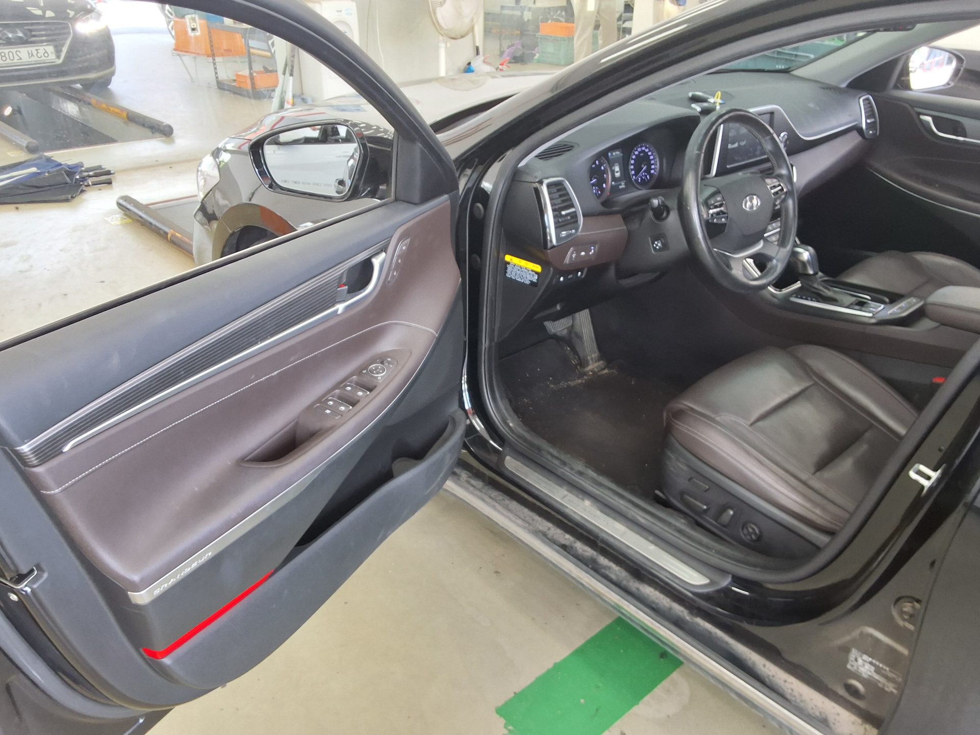 2019 - hyundai grandeur