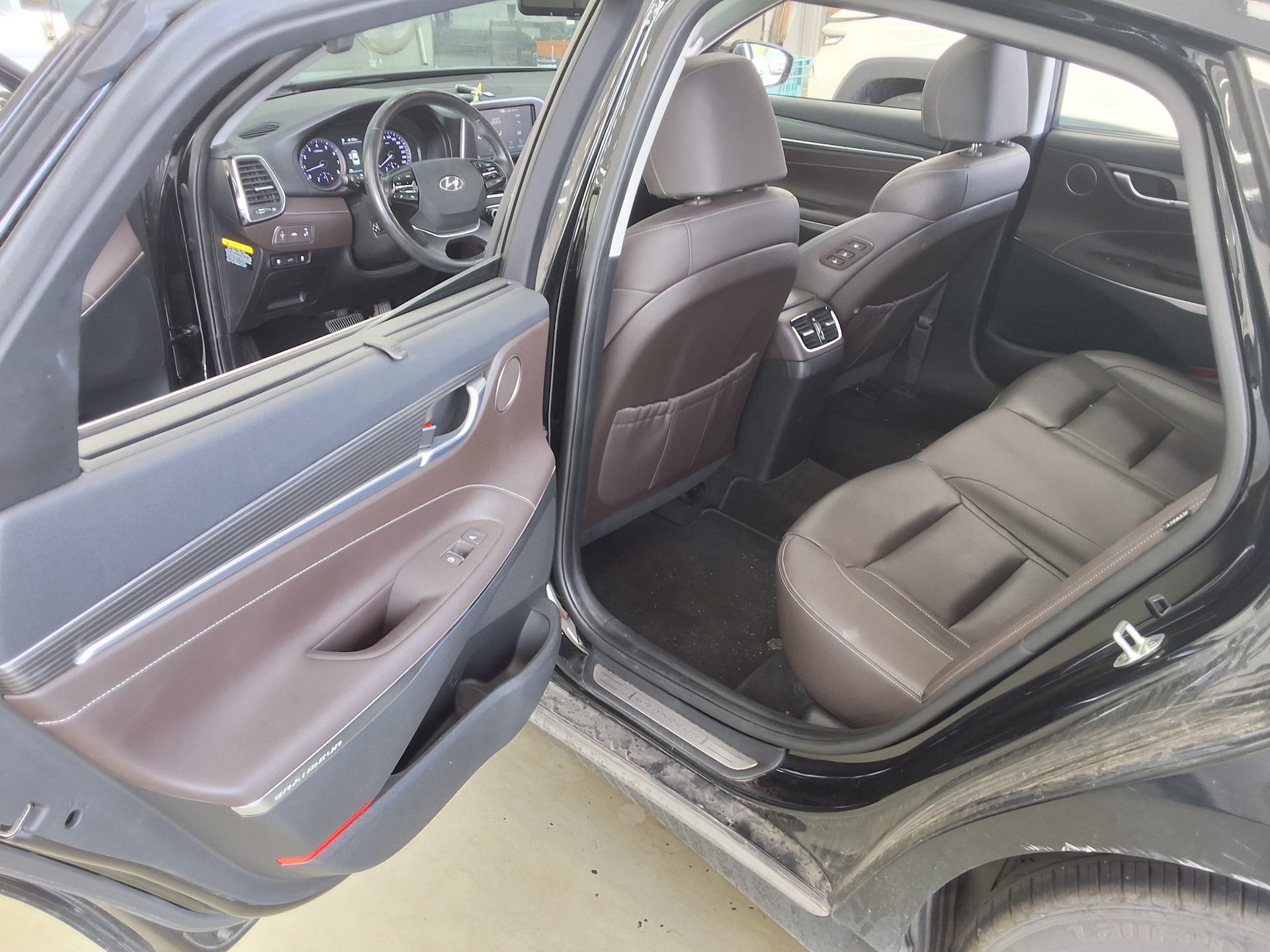 2019 - hyundai grandeur