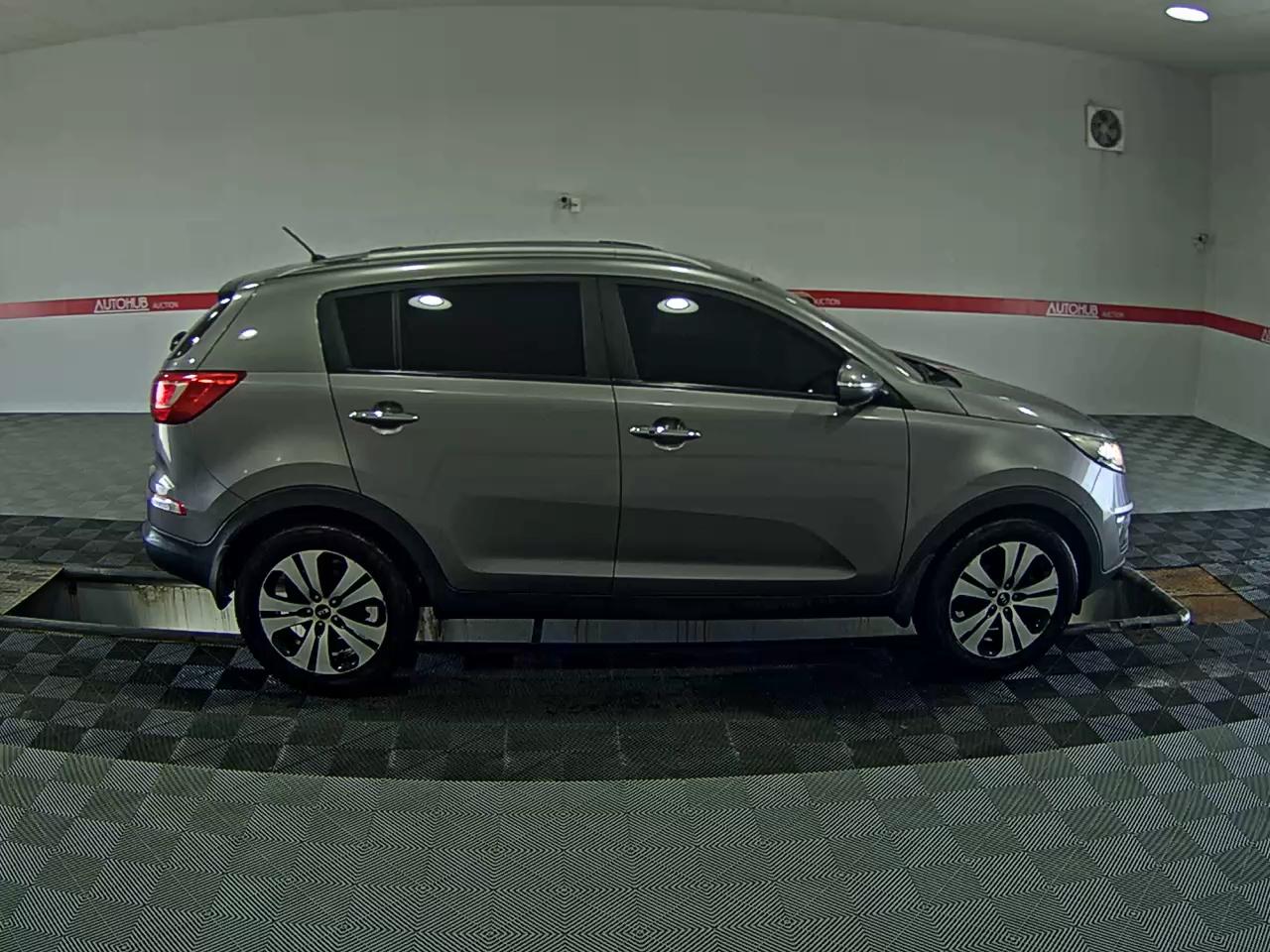 2012 - kia sportage