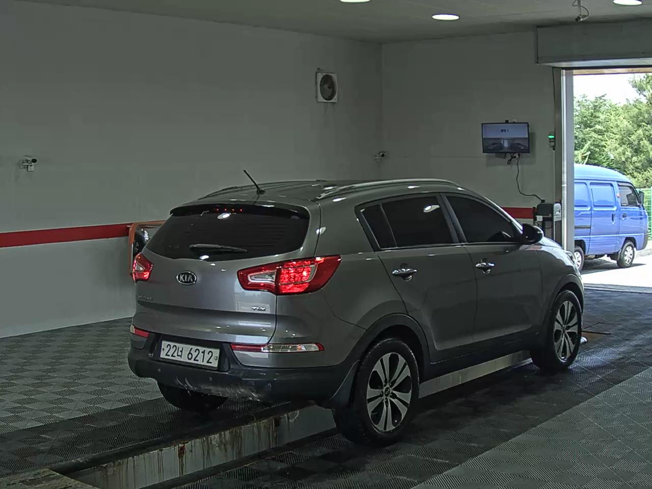2012 - kia sportage