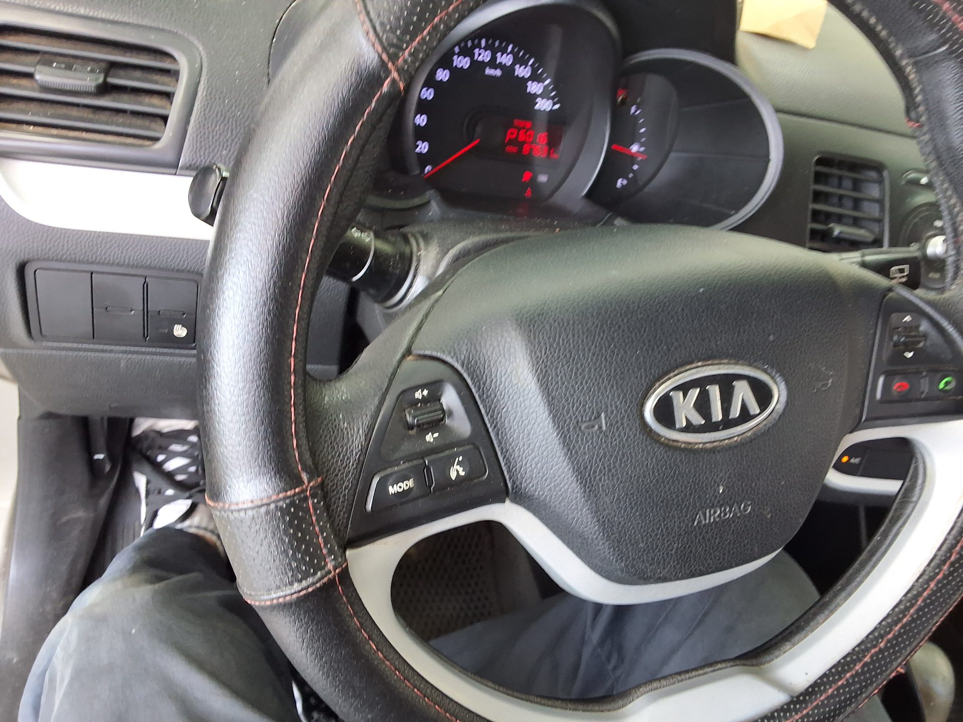 2012 - kia morning