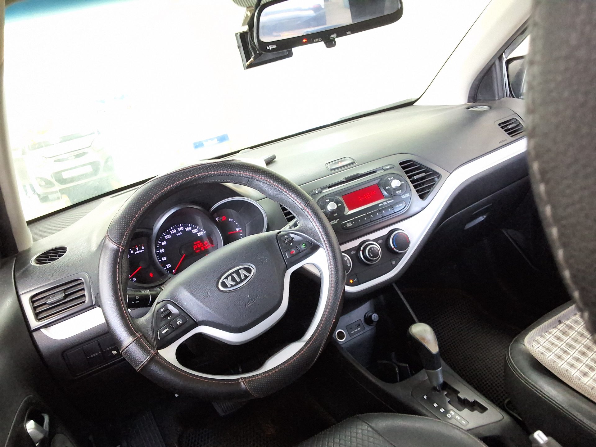 2012 - kia morning