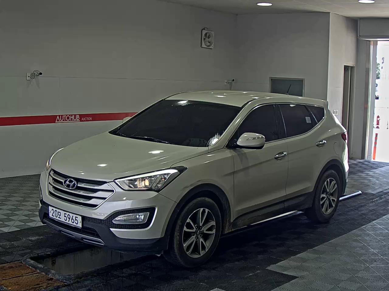 HYUNDAI SANTA FE (DM)