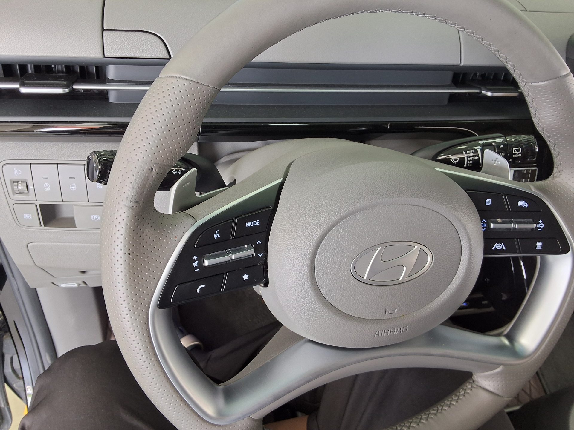 2025 - hyundai staria