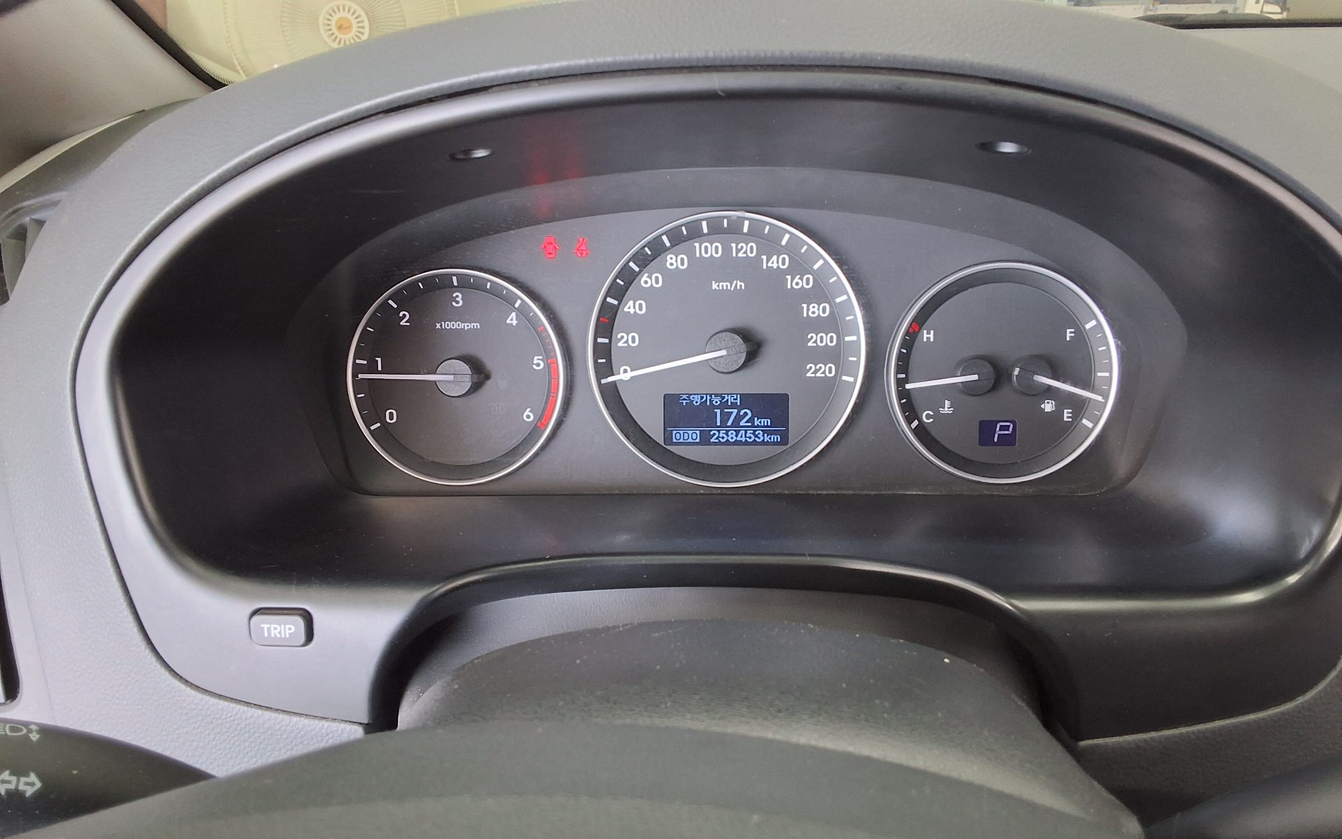 2019 - hyundai grand starex
