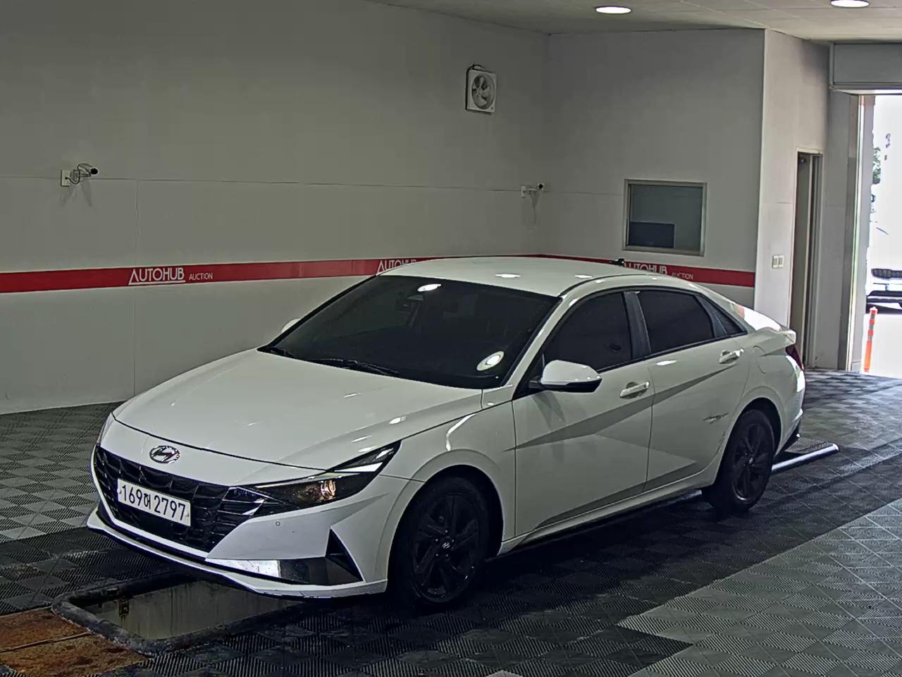 2023 - hyundai avante