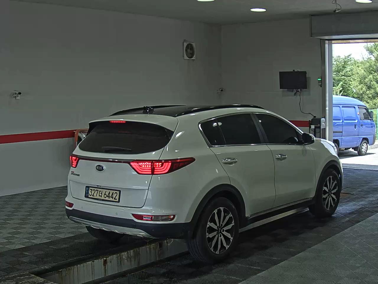 2018 - kia sportage